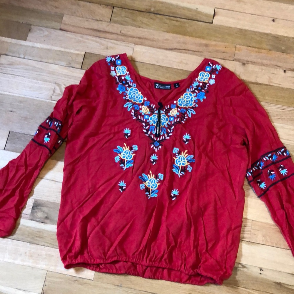 New York & Co embroiders top
